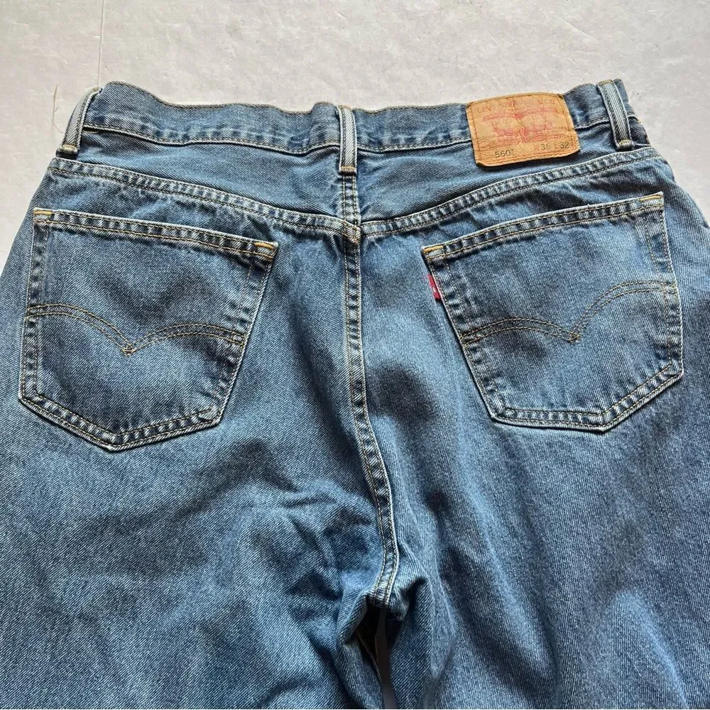 Levi's Men's 560 Faded Blue Denim Jeans Size 34 X25 1/2 Altered